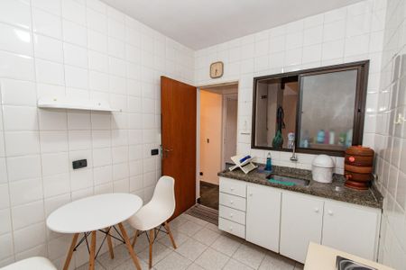 Casa para alugar com 88m², 3 quartos e 1 vagaCozinha