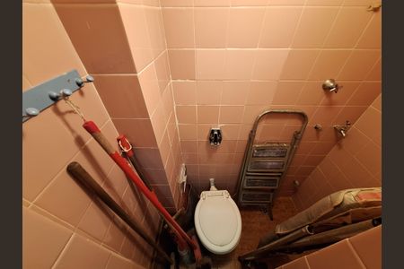 Apartamento para alugar com 68m², 2 quartos e sem vaga Apartamento para alugar com 68m², 2 quartos e sem vagaBanheiro de serviço