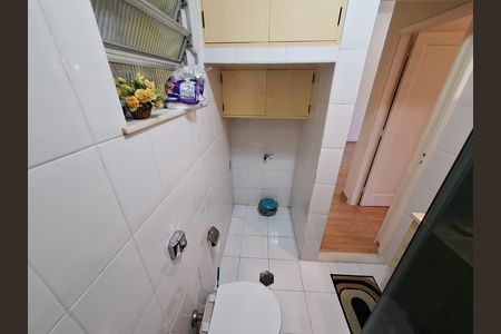 Apartamento para alugar com 68m², 2 quartos e sem vaga Apartamento para alugar com 68m², 2 quartos e sem vagaBanheiro