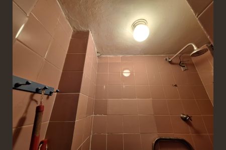 Apartamento para alugar com 68m², 2 quartos e sem vaga Apartamento para alugar com 68m², 2 quartos e sem vagaBanheiro de serviço