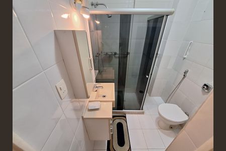Apartamento para alugar com 68m², 2 quartos e sem vaga Apartamento para alugar com 68m², 2 quartos e sem vagaBanheiro