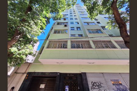 Apartamento para alugar com 68m², 2 quartos e sem vaga Apartamento para alugar com 68m², 2 quartos e sem vagaFachada
