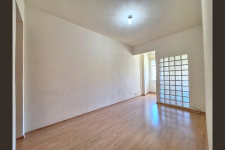 Apartamento para alugar com 68m², 2 quartos e sem vaga Apartamento para alugar com 68m², 2 quartos e sem vagaSala