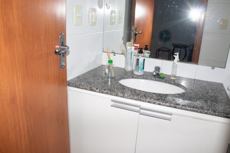 Apartamento para alugar com 75m², 3 quartos e 2 vagasBanheiro da Suíte 1