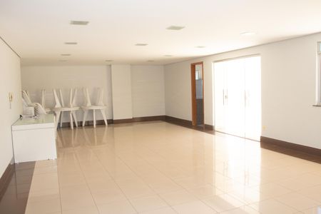 Apartamento para alugar com 75m², 3 quartos e 2 vagasÁrea comum - Salão de festas