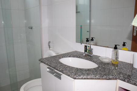 Apartamento para alugar com 75m², 3 quartos e 2 vagasBanheiro da Suíte 1