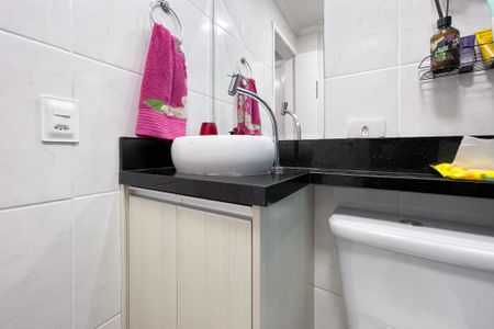 Apartamento à venda com 56m², 2 quartos e 2 vagasBanheiro Social