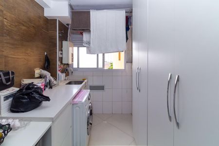 Apartamento à venda com 104m², 3 quartos e 2 vagas Apartamento à venda com 104m², 3 quartos e 2 vagasÁrea de Serviço