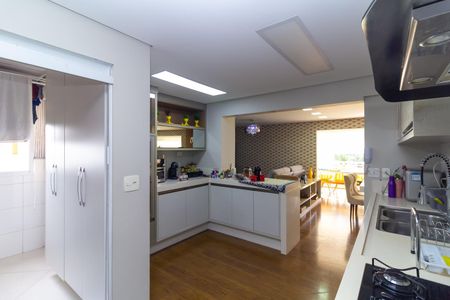 Apartamento à venda com 104m², 3 quartos e 2 vagas Apartamento à venda com 104m², 3 quartos e 2 vagasCozinha