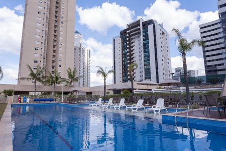 Apartamento para alugar com 137m², 2 quartos e 2 vagasÁrea comum - Piscina