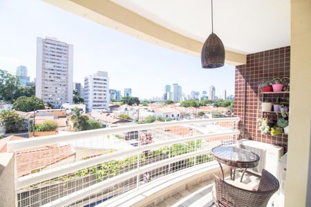 Apartamento para alugar com 82m², 2 quartos e 2 vagasVaranda