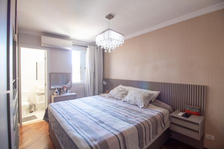 Apartamento para alugar com 82m², 2 quartos e 2 vagasQuarto 2 - Suíte