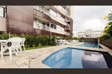 Apartamento para alugar com 82m², 2 quartos e 2 vagasÁrea comum - Piscina