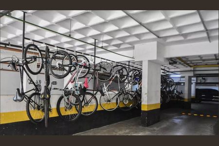 Apartamento para alugar com 82m², 2 quartos e 2 vagasÁrea comum - Bicicletario