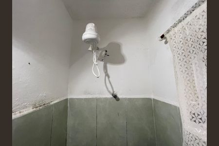 Casa para alugar com 20m², 1 quarto e sem vaga Casa para alugar com 20m², 1 quarto e sem vagaBanheiro