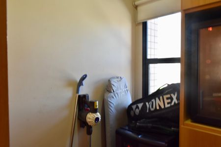 Apartamento à venda com 185m², 4 quartos e 3 vagas Apartamento à venda com 185m², 4 quartos e 3 vagasQuarto de Serviço