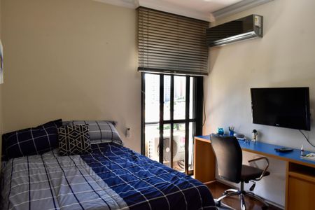 Apartamento à venda com 185m², 4 quartos e 3 vagas Apartamento à venda com 185m², 4 quartos e 3 vagasSuíte 1