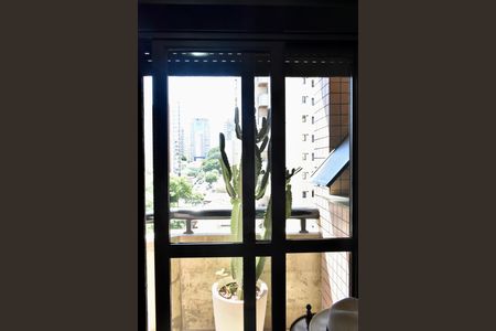 Apartamento à venda com 185m², 4 quartos e 3 vagas Apartamento à venda com 185m², 4 quartos e 3 vagasEscritório