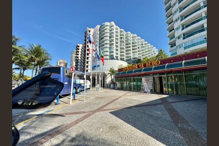 Apartamento à venda com 52m², 1 quarto e sem vagaFachada