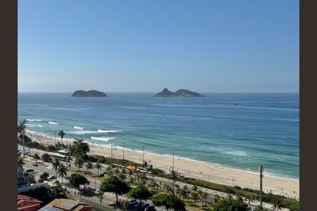 Apartamento à venda com 52m², 1 quarto e sem vagaVaranda - Vista