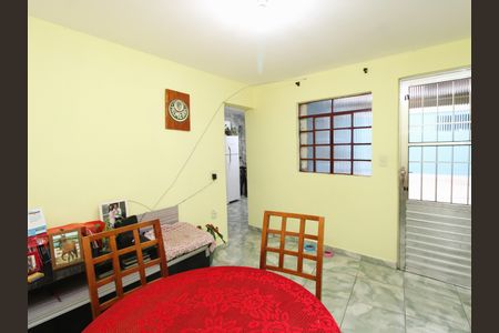 Casa à venda com 400m², 8 quartos e 1 vagaSala