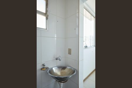 Apartamento à venda com 180m², 3 quartos e 2 vagasBanheiro 