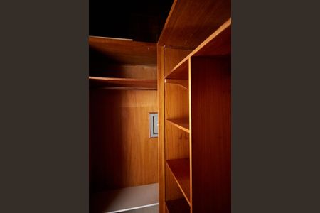 Apartamento à venda com 180m², 3 quartos e 2 vagasQuarto 1