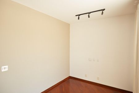 Apartamento à venda com 180m², 3 quartos e 2 vagasQuarto 3