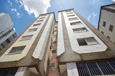 Apartamento à venda com 180m², 3 quartos e 2 vagasFachada