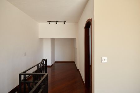 Apartamento à venda com 180m², 3 quartos e 2 vagasCorredor