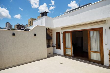 Apartamento à venda com 180m², 3 quartos e 2 vagasVaranda