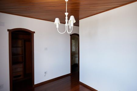 Apartamento à venda com 180m², 3 quartos e 2 vagasQuarto 1