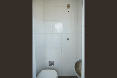 Apartamento à venda com 180m², 3 quartos e 2 vagasBanheiro 