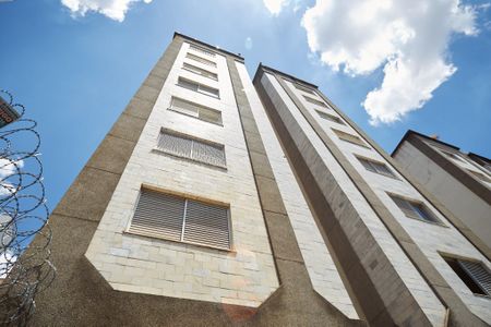 Apartamento à venda com 180m², 3 quartos e 2 vagasFachada