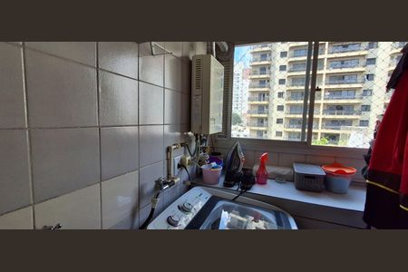 Apartamento à venda com 123m², 3 quartos e 1 vagaÁrea de Serviço 