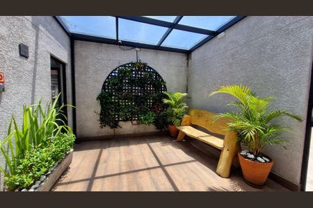 Apartamento à venda com 59m², 2 quartos e 1 vaga Apartamento à venda com 59m², 2 quartos e 1 vagaEntrada Social