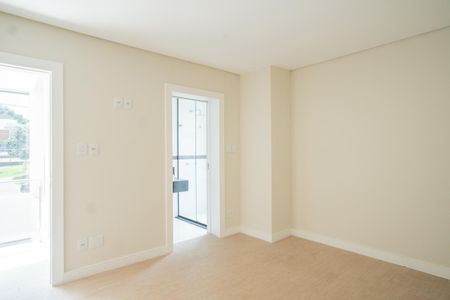 Casa de condomínio à venda com 335m², 3 quartos e 4 vagasQuarto 2