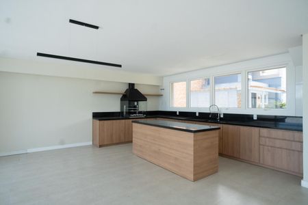 Casa de condomínio à venda com 335m², 3 quartos e 4 vagasCozinha