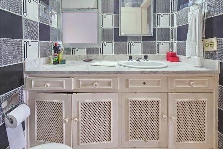 Apartamento para alugar com 180m², 3 quartos e 1 vagaBanheiro