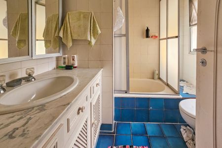 Apartamento para alugar com 180m², 3 quartos e 1 vagaBanheiro da suíte 