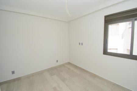 Apartamento à venda com 61m², 2 quartos e 2 vagasSuíte