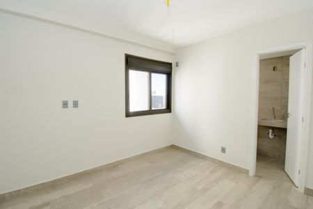 Apartamento à venda com 61m², 2 quartos e 2 vagasSuíte
