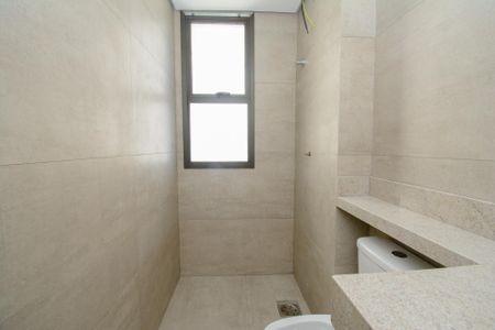 Apartamento à venda com 61m², 2 quartos e 2 vagasBanheiro da Suíte