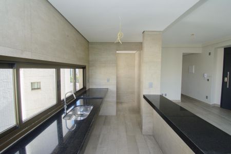 Apartamento à venda com 61m², 2 quartos e 2 vagasCozinha
