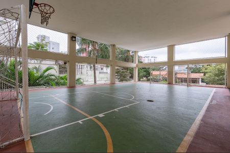 Apartamento para alugar com 110m², 3 quartos e 3 vagasÁrea comum - Quadra esportiva