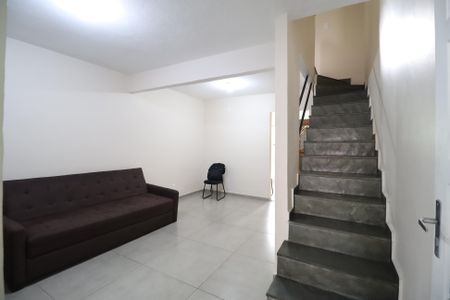 Casa à venda com 73m², 2 quartos e 1 vagaSala