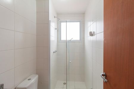 Apartamento à venda com 46m², 2 quartos e 1 vaga Apartamento à venda com 46m², 2 quartos e 1 vagaBanheiro