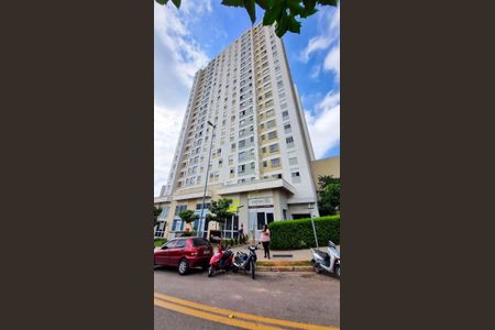 Apartamento para alugar com 46m², 2 quartos e 1 vaga Apartamento para alugar com 46m², 2 quartos e 1 vagaFachada