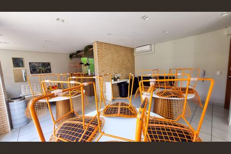 Apartamento para alugar com 46m², 2 quartos e 1 vaga Apartamento para alugar com 46m², 2 quartos e 1 vagaÁrea comum - Salão de festas