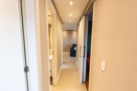 Apartamento à venda com 87m², 3 quartos e 2 vagasCorredor